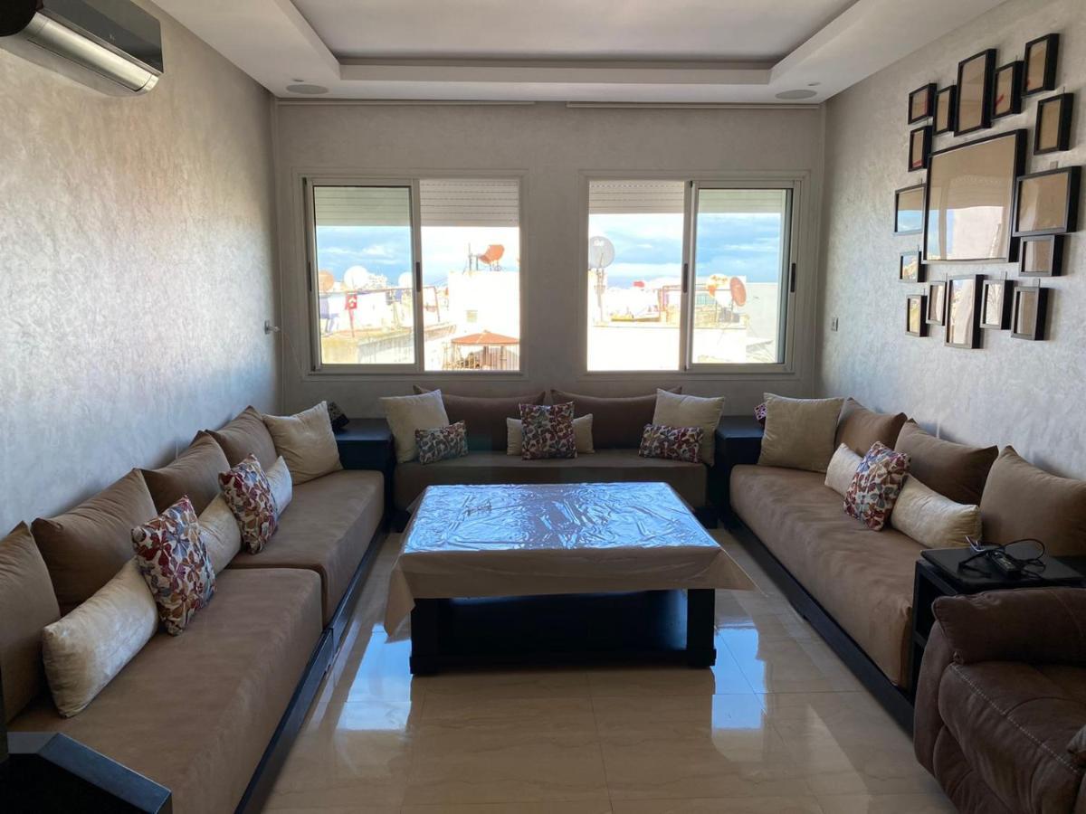 Magnifique Appart F3, Renove, Tres Bien Desservie Casablanca Bagian luar foto