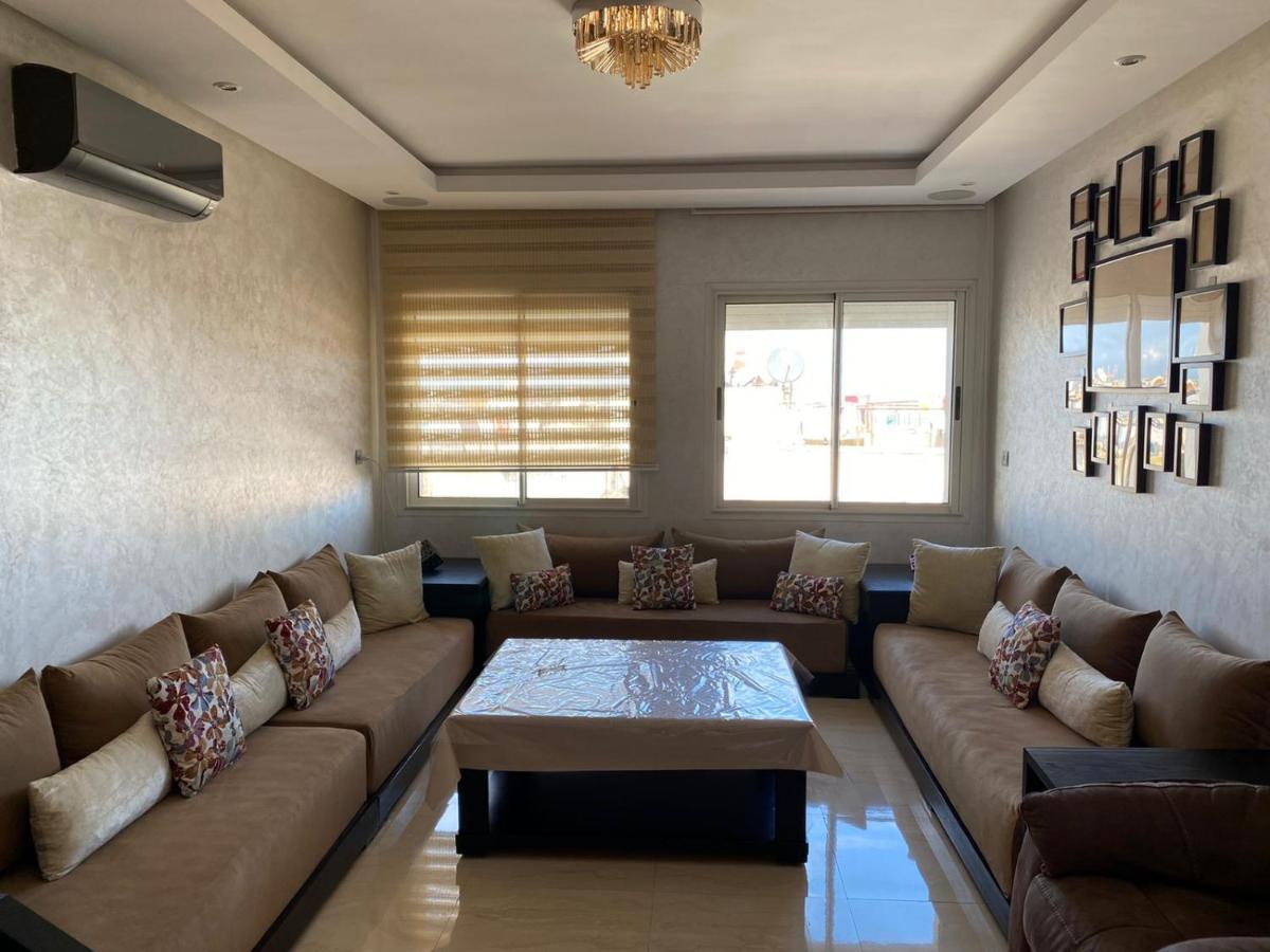 Magnifique Appart F3, Renove, Tres Bien Desservie Casablanca Bagian luar foto