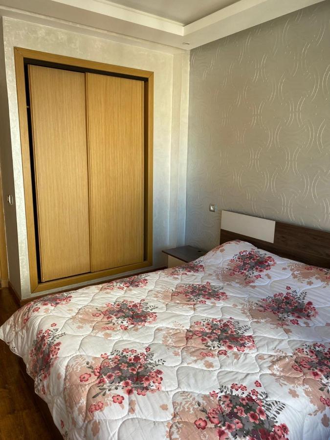 Magnifique Appart F3, Renove, Tres Bien Desservie Casablanca Bagian luar foto